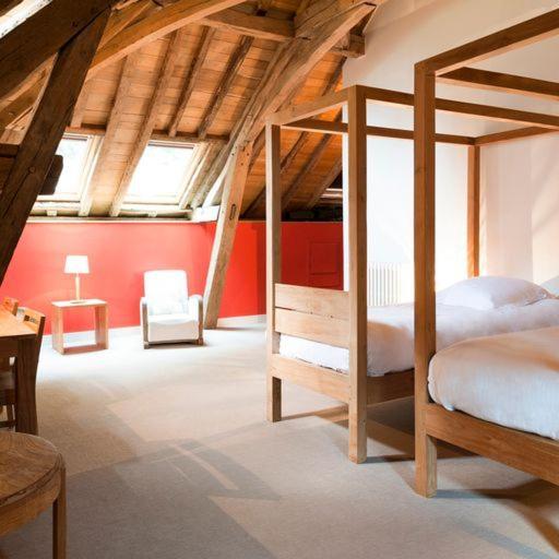 Hotel Chateau De Perreux, The Originals Collection